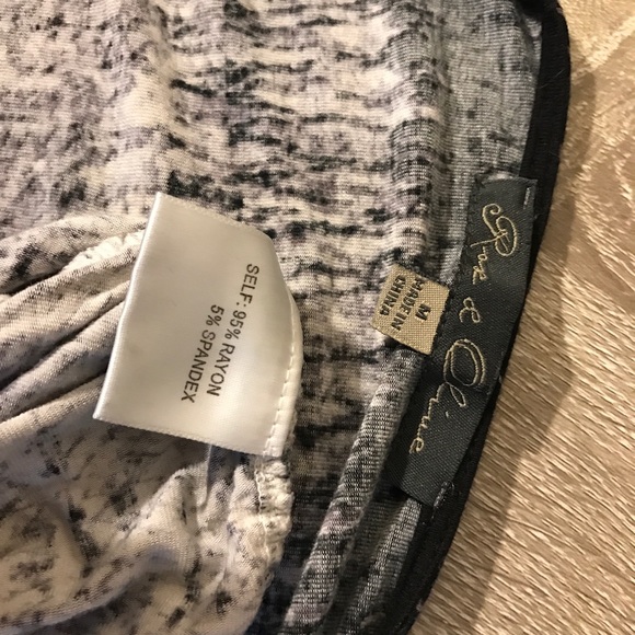 TRADED Rose and Olive rouched top. - Picture 5 of 5